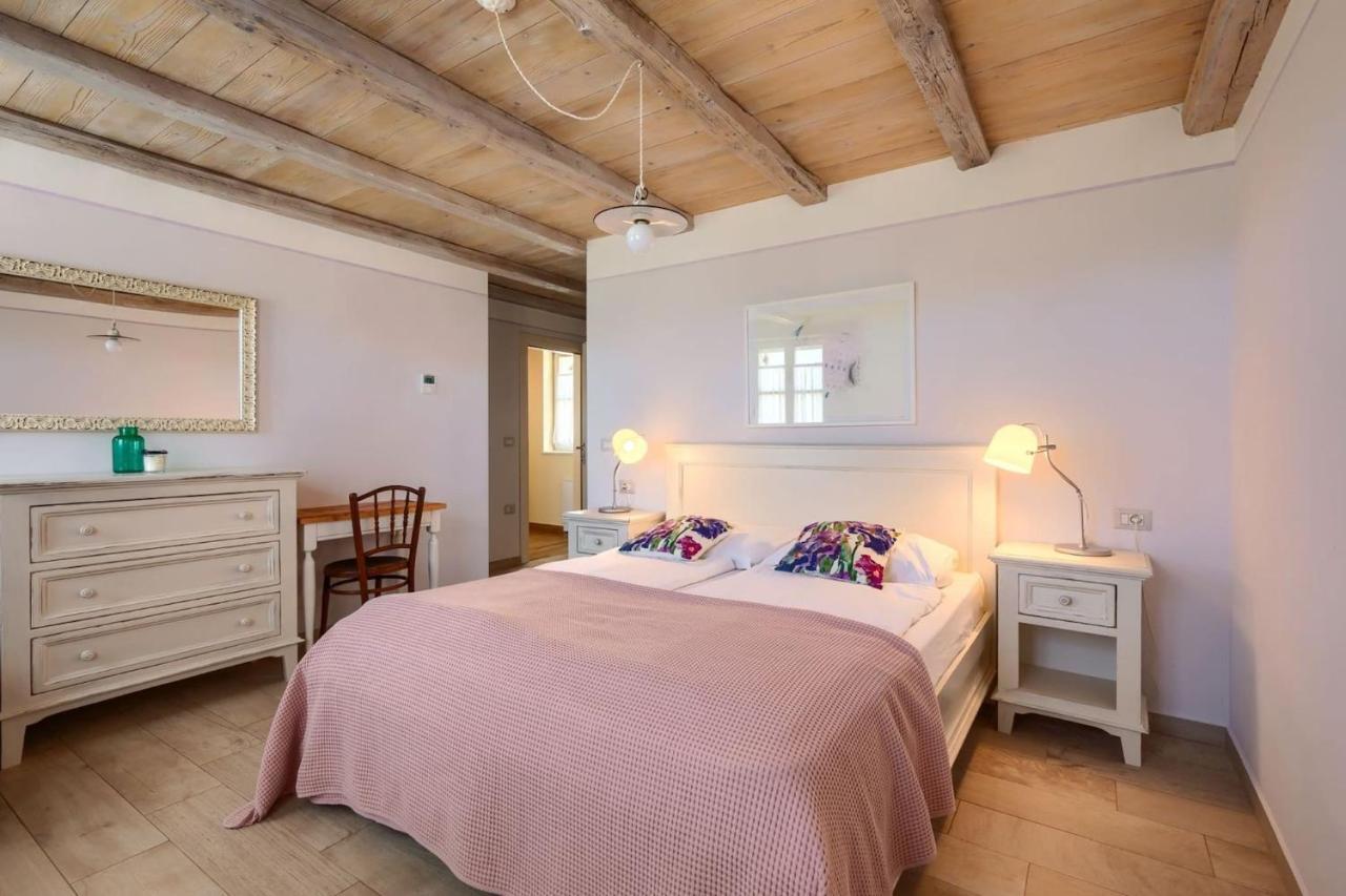 Family Villa Elizabeta With Pool In Umag Cepljani المظهر الخارجي الصورة